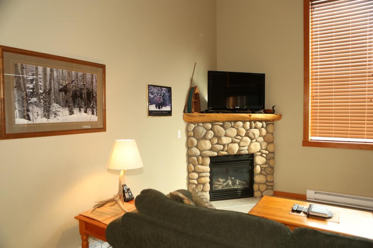 Apartment 405 Bear Creek Crossing Canmore Bagian luar foto